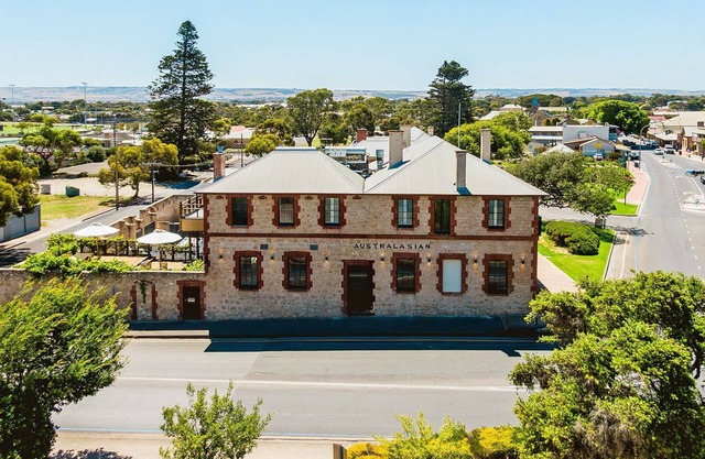 The Australasian, 1 Porter St, Goolwa
