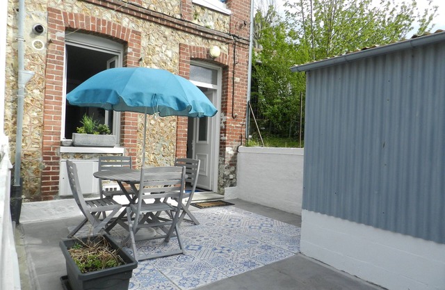 The blue house
