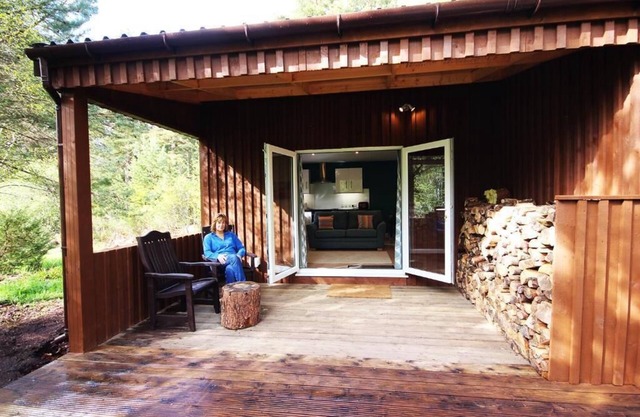 The Cabin at Easter Arr