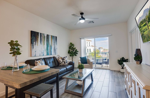 The Cays, Comfort and Relaxation Await! 1 Month Min, Heated Community Pool