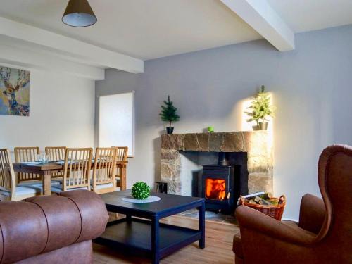 The Coolins cottage with wood burner