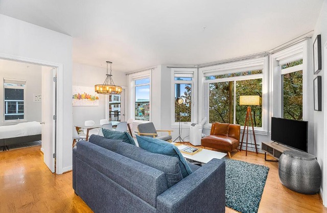 The Corner Nest at Belltown