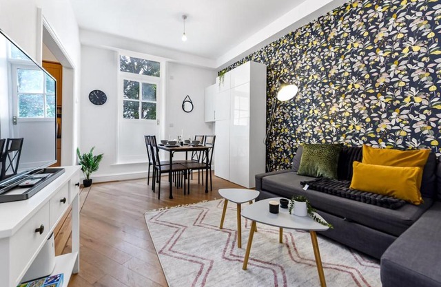 The Cozy Nook in Islington