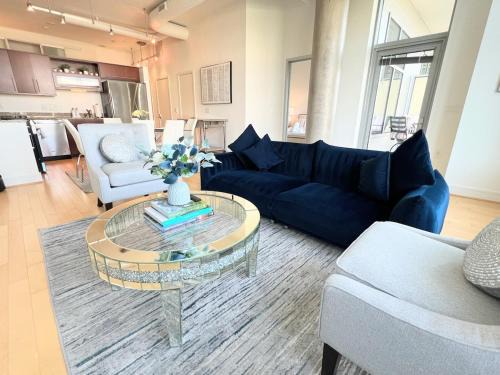 The Crestwood Loft 2BR 3Beds