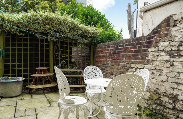 The Earl's Court Wonder - Adorable 1bdr Flat With Terrace