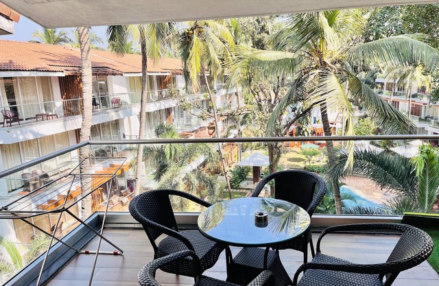 The Eternal Wave - Sunrise View Condo