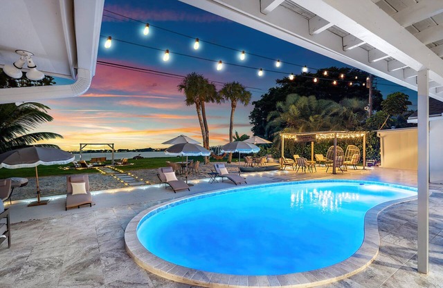 The Garden of Eden | Beautiful Villa w/Pool & Game Room