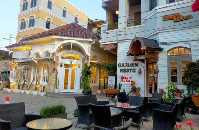 The Garden Suites New
