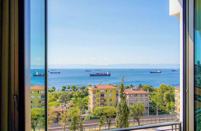 The Grand Mira Hotel