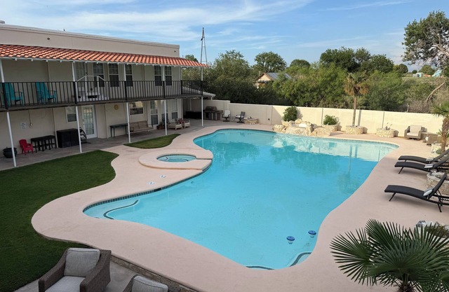 The Grand Oasis! Entire Home w/Resort-Style Pool, Hot Tub & Garden Vibes