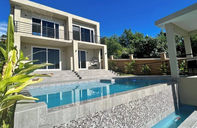 The Indianna ~ Luxury Pool & Spa