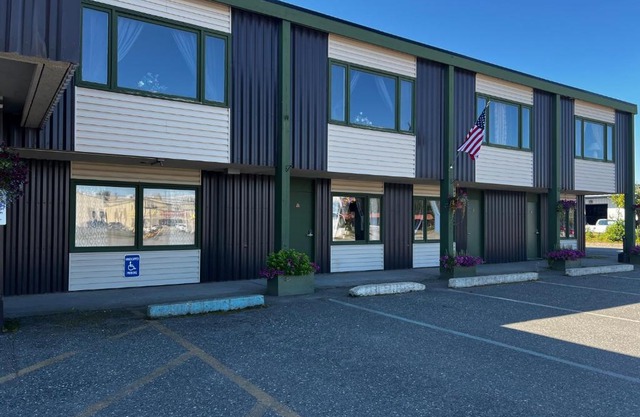 The Kenai Inn