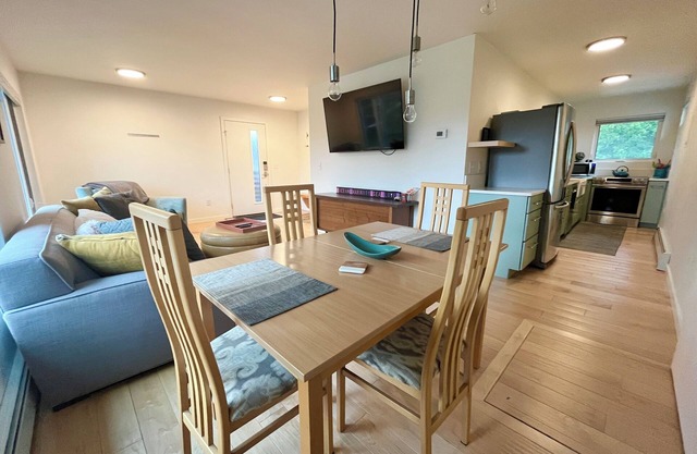 The Lagoon Loft is the ultimate urban retreat!ndowntown + lagoon + trails