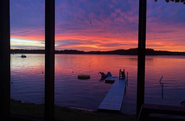 The Lake Hideaway: A world away from your worries