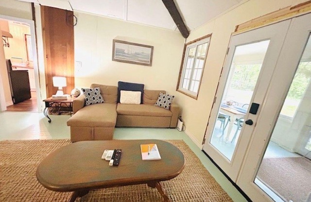 The Lakeside Lodge