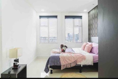 The Lavande Residences, Peaceful and Spacious with Pool, Wifi, and Netflix