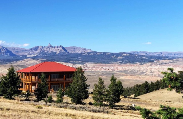 The Lodge at Arcady Ridge Ranch, Sleep 6-14, Mountain Views, NEW SAUNA!
