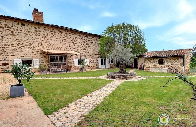 The lodging of Clos de Lapras