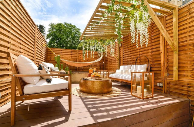 The Majestic Garden Suite