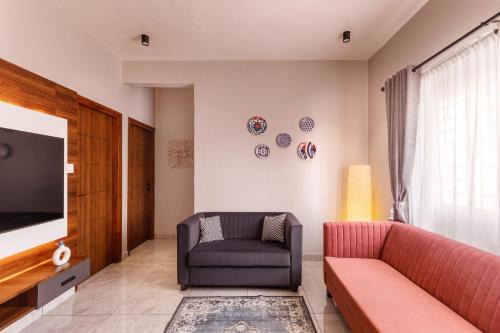 The Monarch Stay by Red Olive-Nr Manipal Hospital