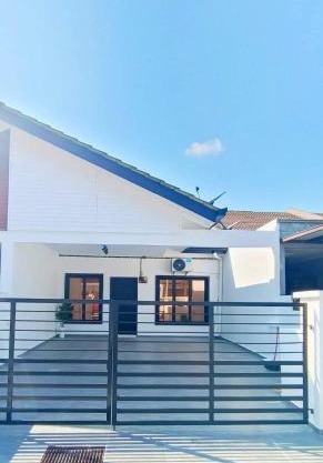 THE Nadraa GUESTHOUSE KLIA