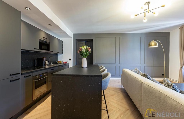 The Neroli Elegant and spacious ideally located