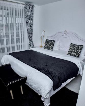 The O Apartment