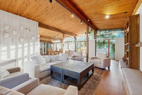 The Orangewood Oasis