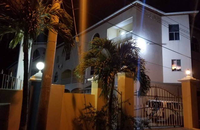 The Palm Estate IS THE Place TO Stay AT A Reasonable Price