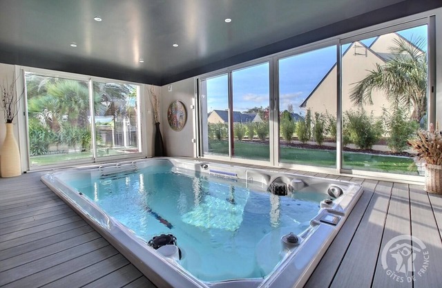 The palm grove spa