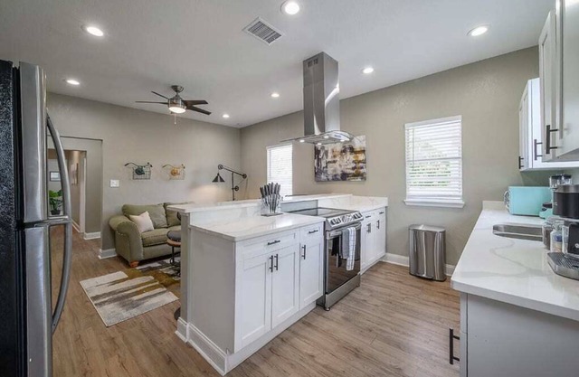 "The Penny-farthing Flat" - 2BR |Fire Pit|Grill