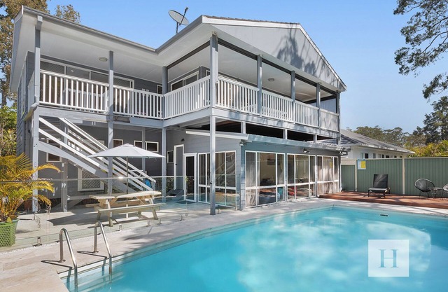 The Place - Pool, Lake, Kayaks & much more!