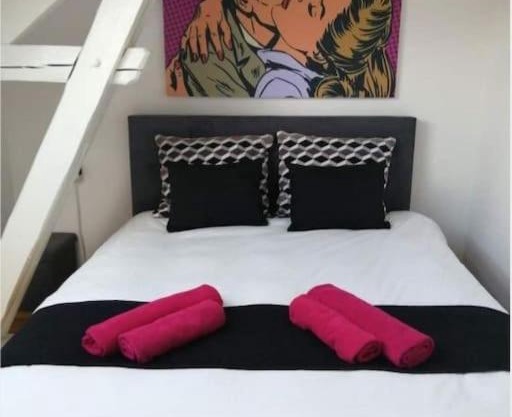 The pop-art luxury suite