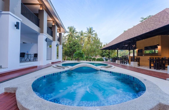 The Retreat Khaolak Resort - SHA Extra Plus