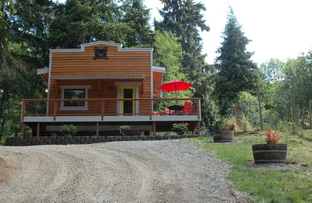 The Ridge at Langley: Villa Margo, the "butterfly" cottage
