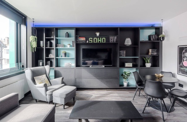 The Slaycation Crib: Stylish London Retreat By