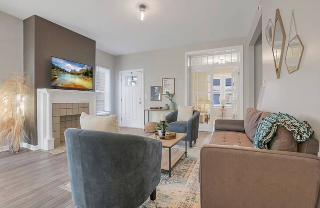 The Southwestern 4BD/2BA