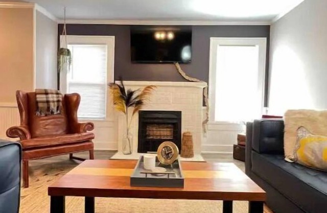 The Station - walking distance to Texas Techn