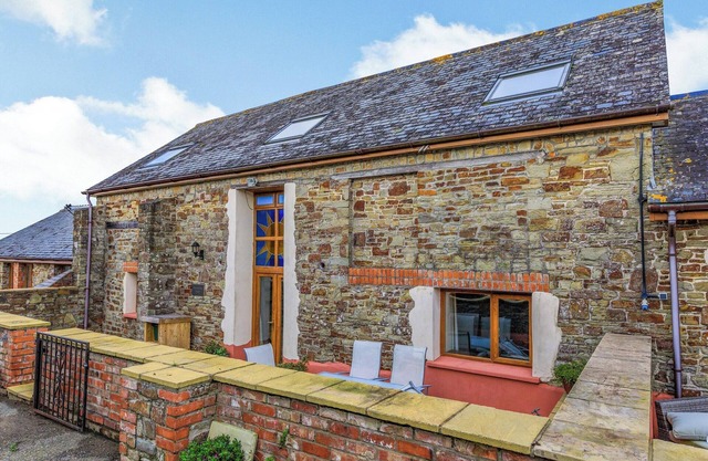The Threshing Barn - UK35754