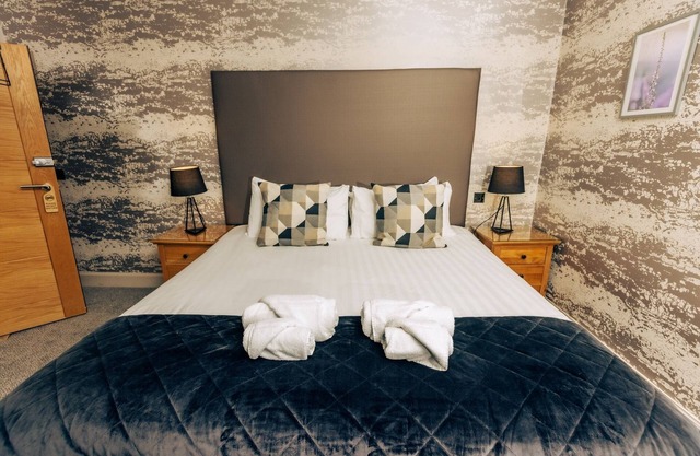 The Tower - Snowdrop Room