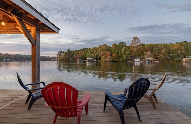 The Tree House | Spectacular Water Views | Freshly Renovated