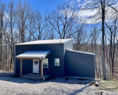 The Treetop Retreat – Family Getaway in Scenic Hocking Hills