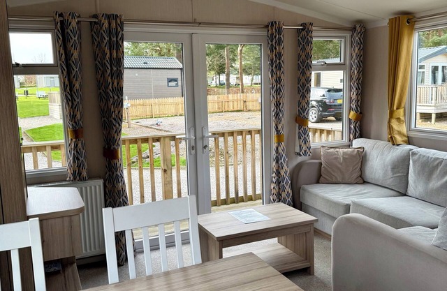 The Trout Van - Beautiful, luxury static caravan