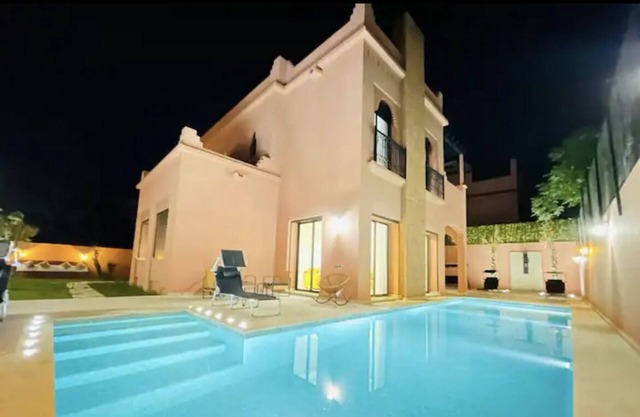 The Villa Piscine Chauffée 4 Chambres