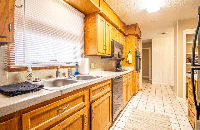 The Wayfarer/Fire Pit/Sleeps 8