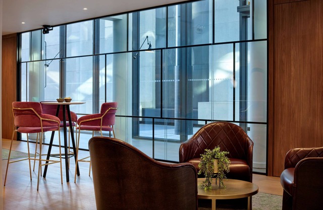 The Westminster London, Curio Collection by Hilton