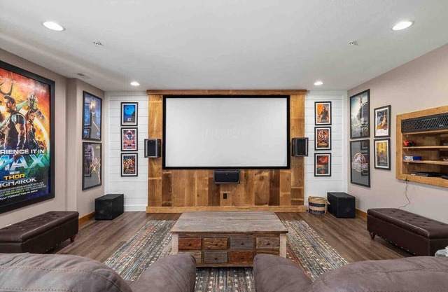 Theater Pool Table,Pools Waterslide,Hot Tub,Trails