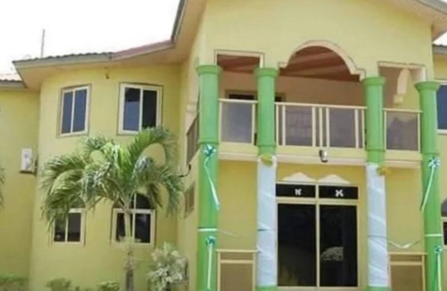 Theme`s Finest Hotel Suite