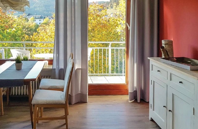 This beautiful vacation apartment captivates with its panoramic view of the Upländer valley and the