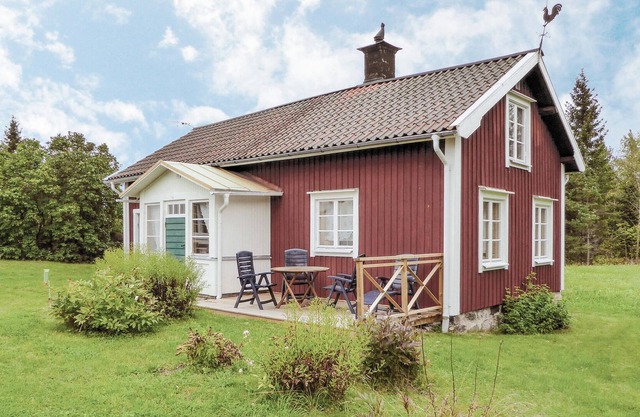 This beautiful cottage is located on a farm, which can be found in the northern archipelago of Norrt